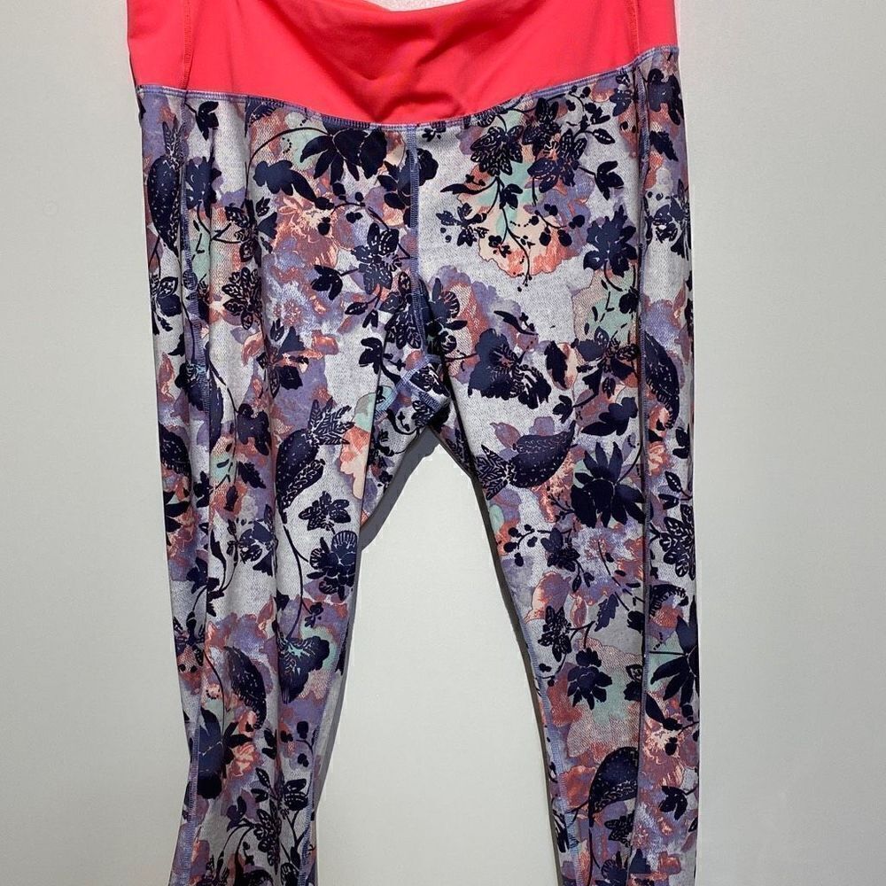 Joe Fresh Active Womens Floral Cropped Leggings XL Coral Purple‎ High Rise Yoga
